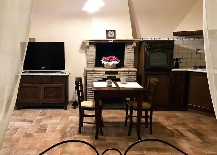 Casa Vacanze La Piazzetta Del Castello